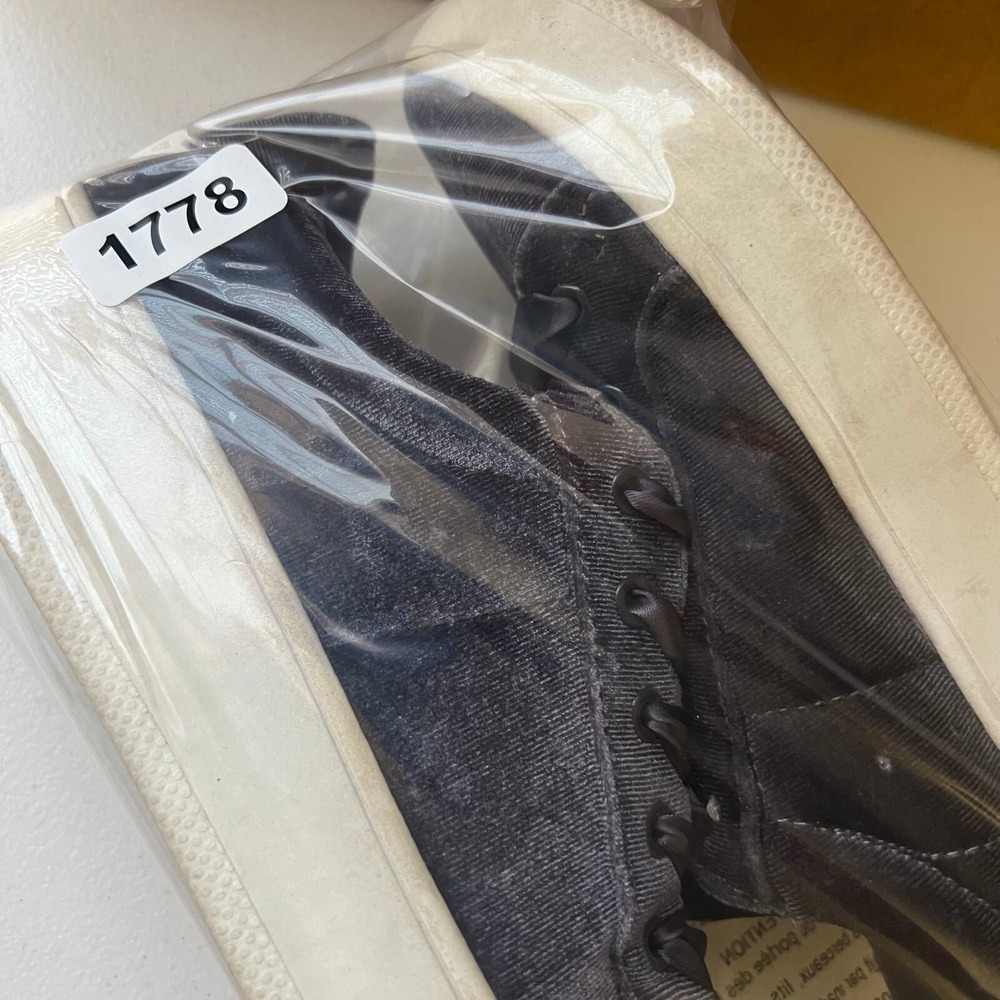 Big Buddha Sneakers Womens 9 Gray Velvet Lace Up Flat Heel Casual Skater‎ - Picture 11 of 11